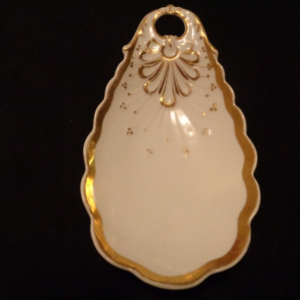 COQUETTE VINTAGE ROMANCE PORCELAIN W GILT SOAP LARGER DISH